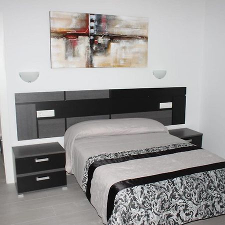 Apartamentos Margo มาลากา ภายนอก รูปภาพ